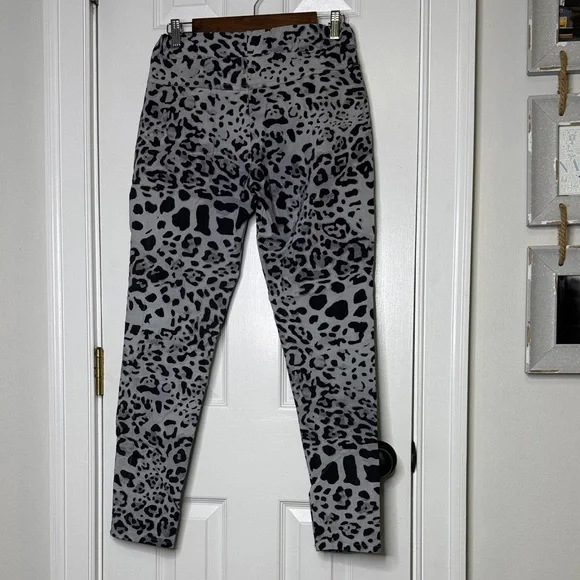 🐆 Made in Italy Leopard Print Jogger Pants Gray Black Women’s Casual Lounge - Picture 5 of 6